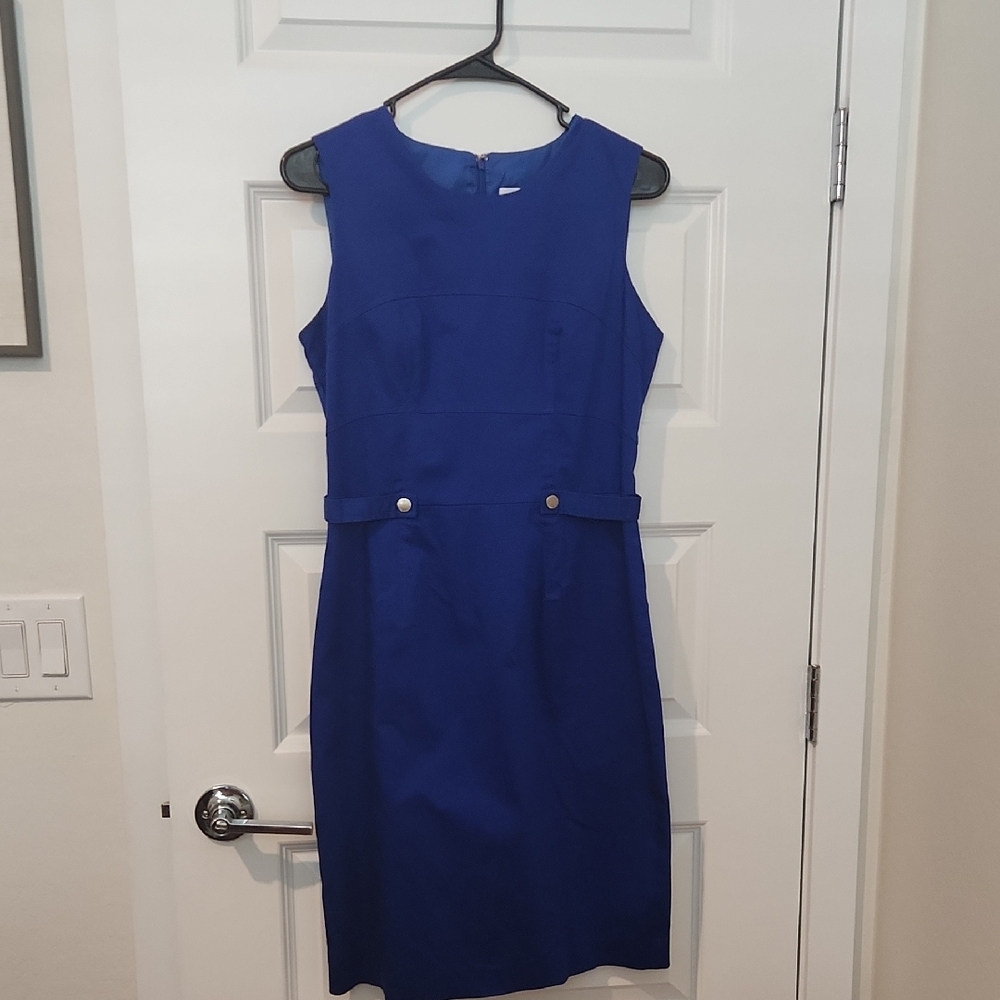 Calvin Klein Blue Sleeveless Sheath Midi Dress!